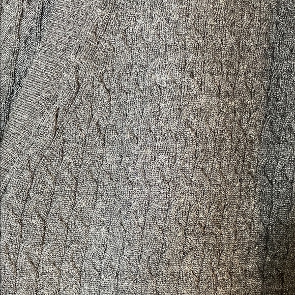 Lafayette 148 New York 100% Wool Cable Knit Cardigan Sweater. Medium. - Picture 3 of 8